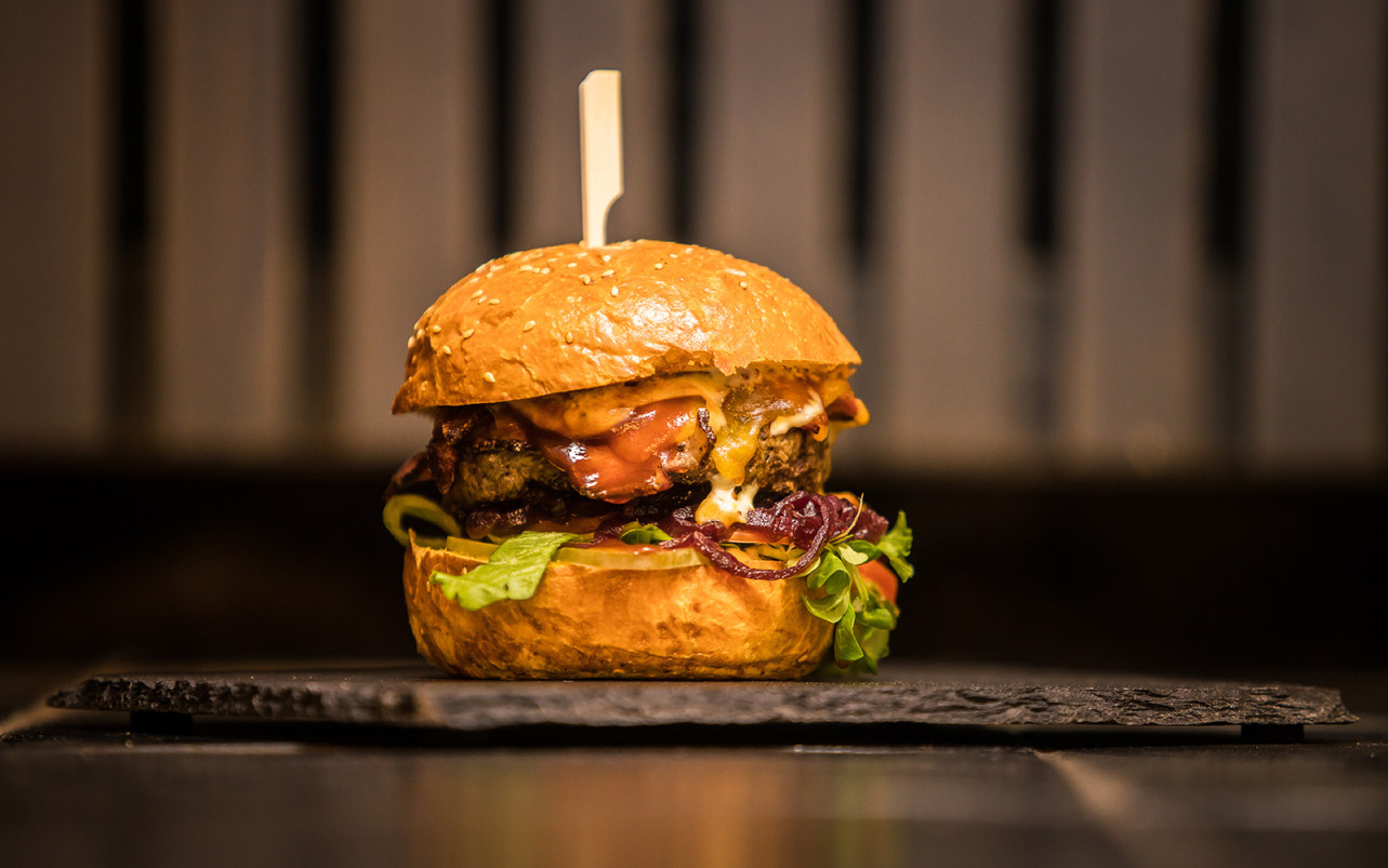 Víkendové burger menu 1. - 3. 12. 2023